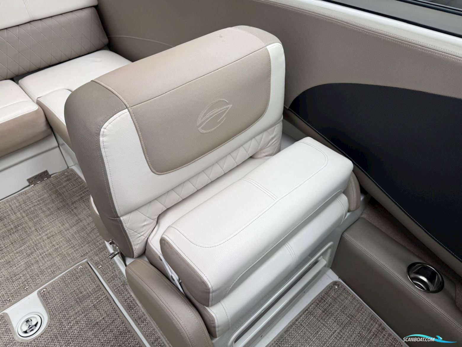 Crownline 225 SS