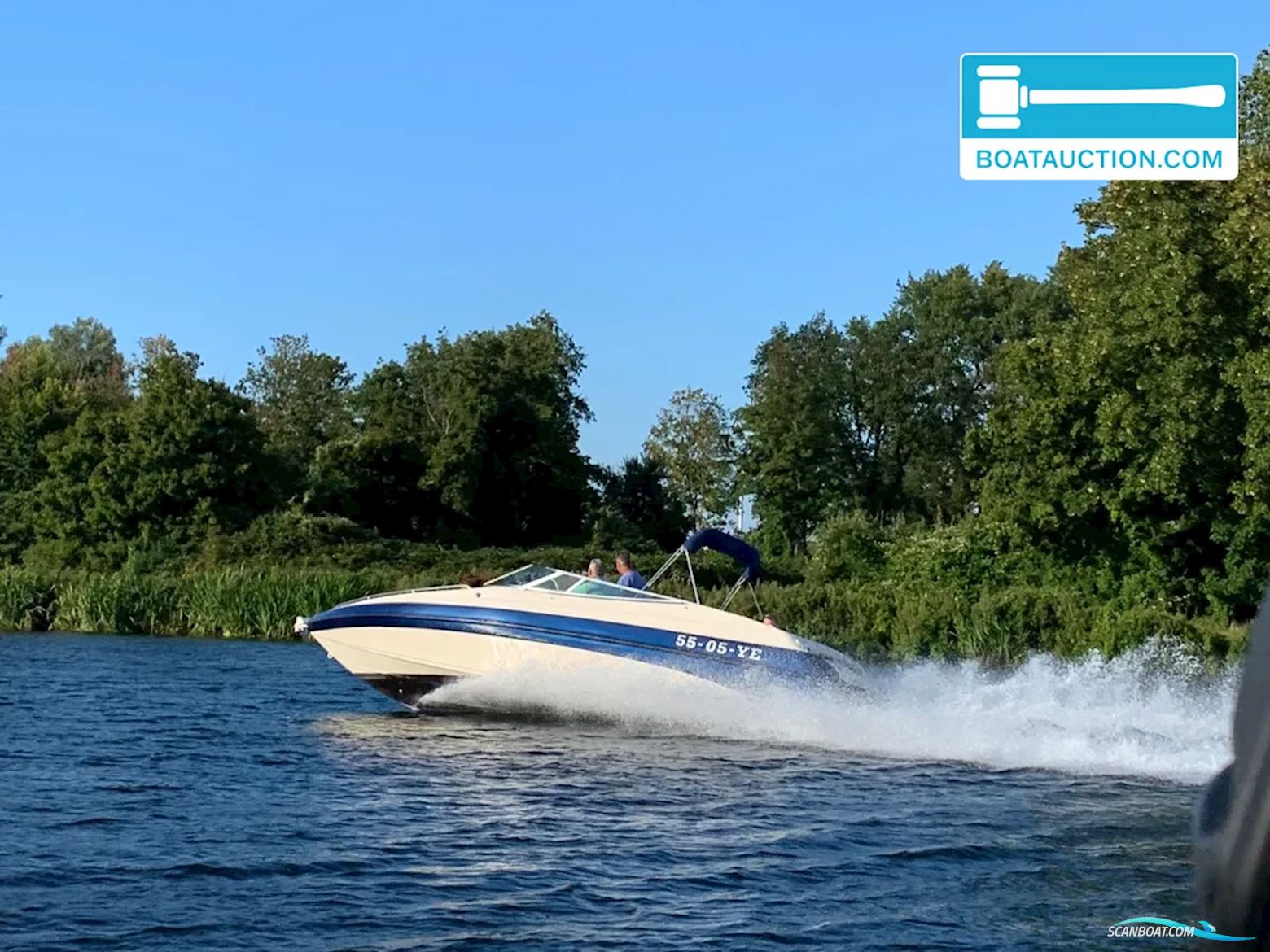 Crownline 266 BR