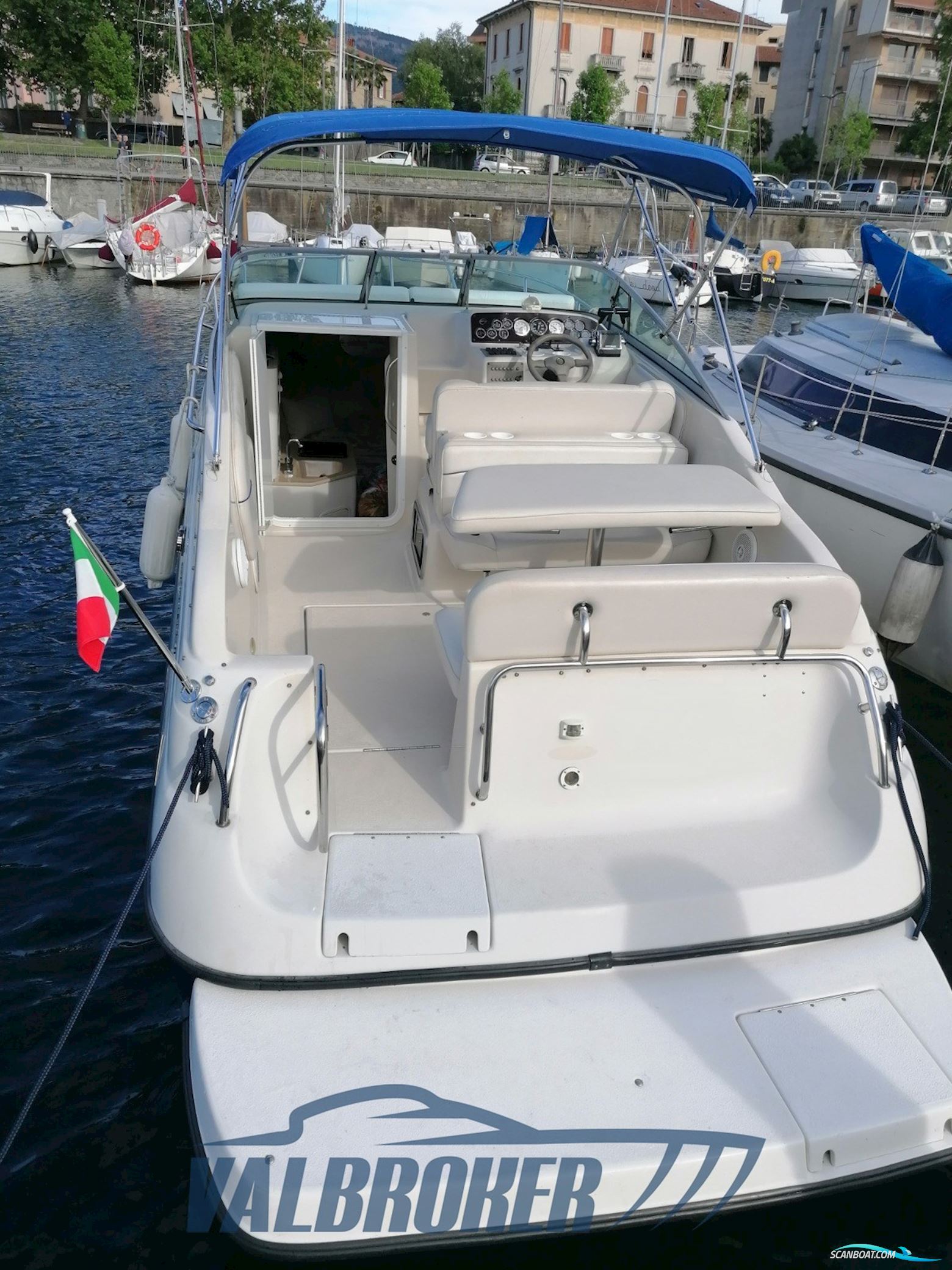 Crownline 268 CR