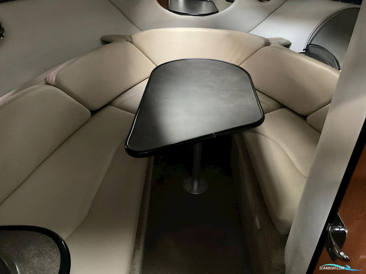 Crownline 275 Sport Cruiser