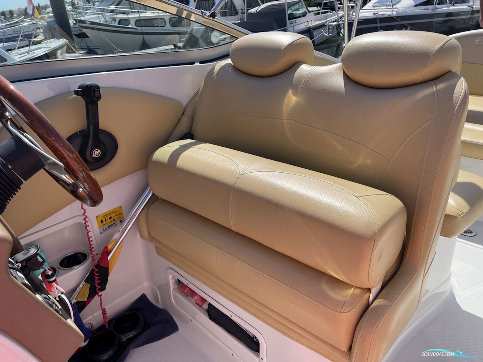 Crownline 280 CR