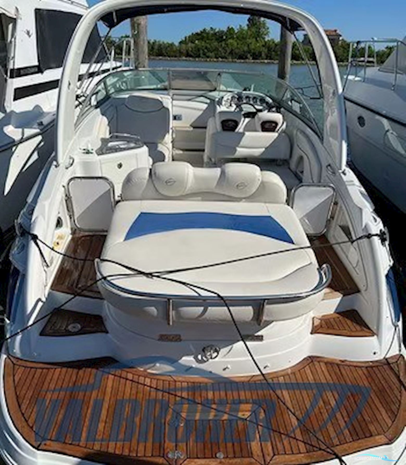 Crownline 315 Scr