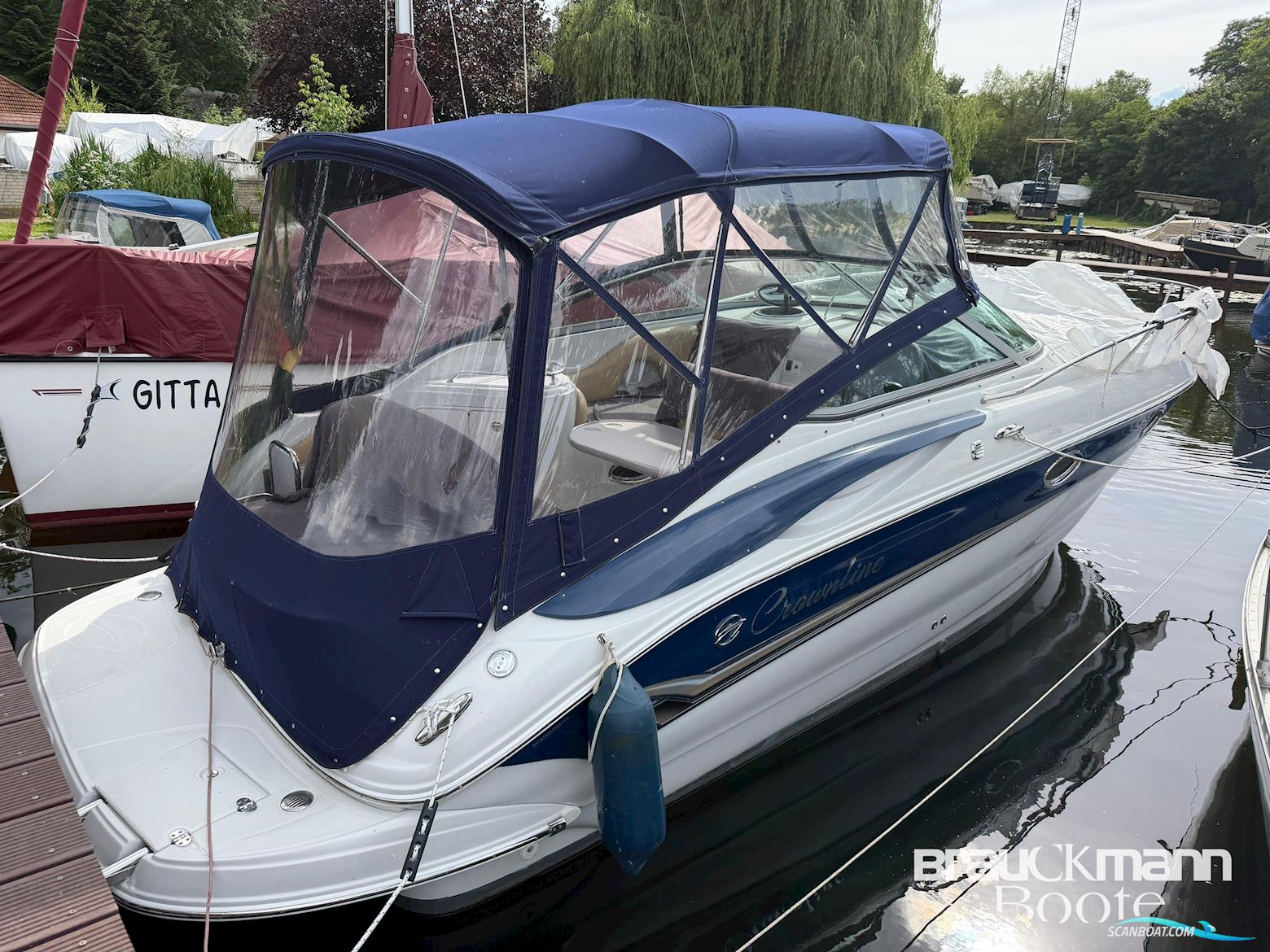 Crownline boats 250 CR