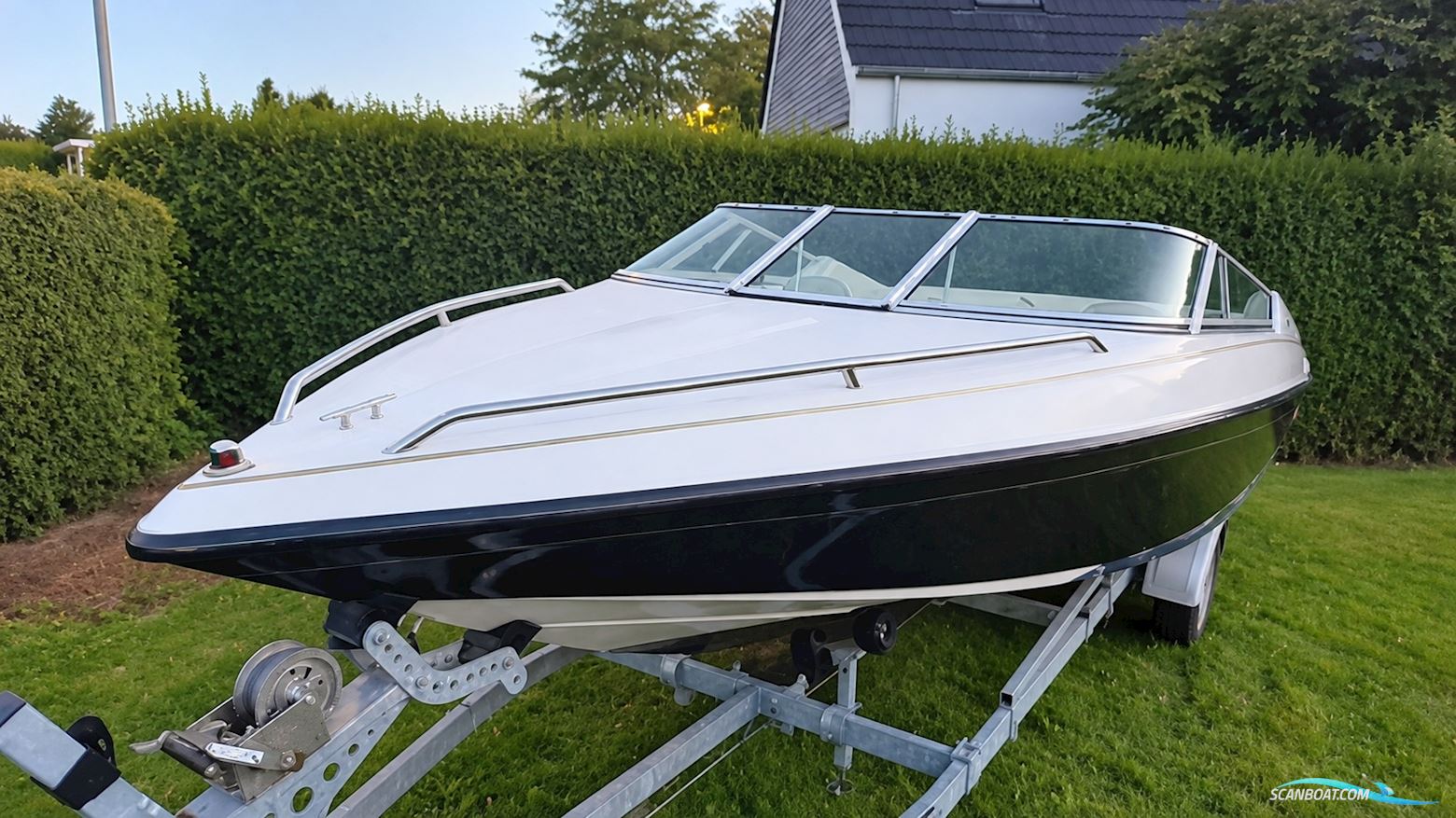 Crownline