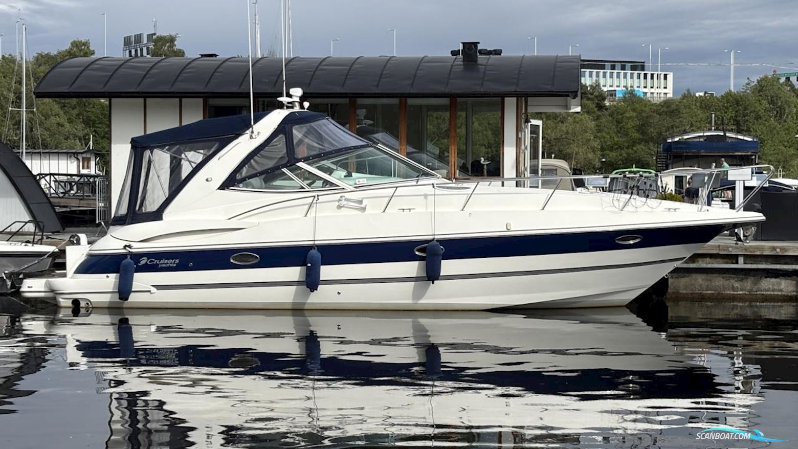 Cruisers Yacht 340 Express Motorboten 2007, met Yanmar motor, Sweden