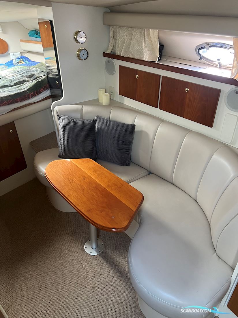 Cruisers Yacht Rouge 3075