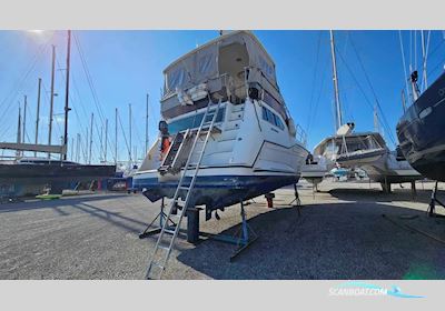 Cruisers Yachts 3850 Aft Motorboten 1991, met Volvo motor, France