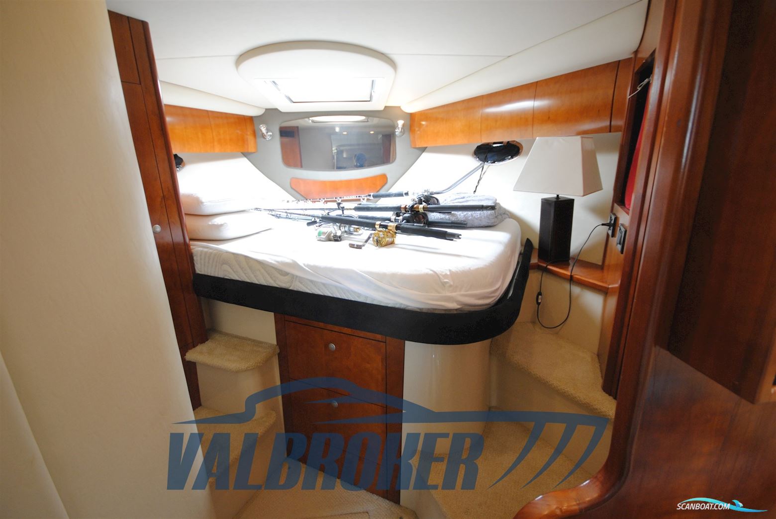 Cruisers Yachts 390 SC