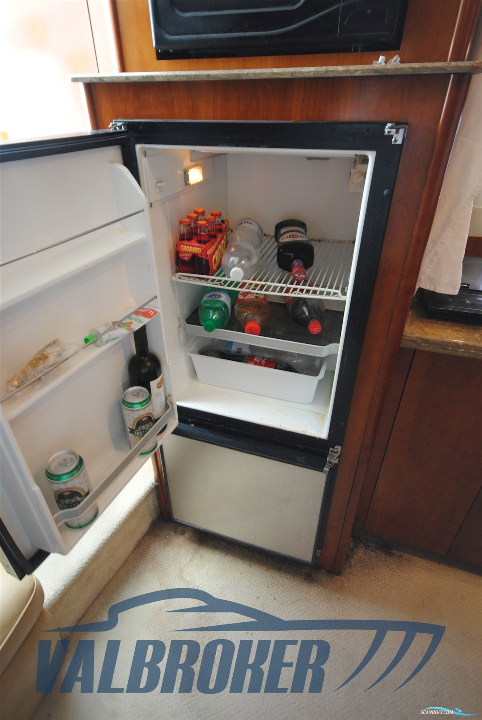 Cruisers Yachts 390 SC