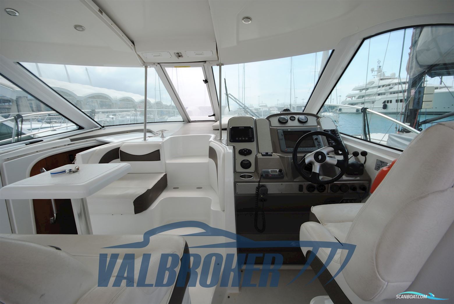 Cruisers Yachts 390 SC