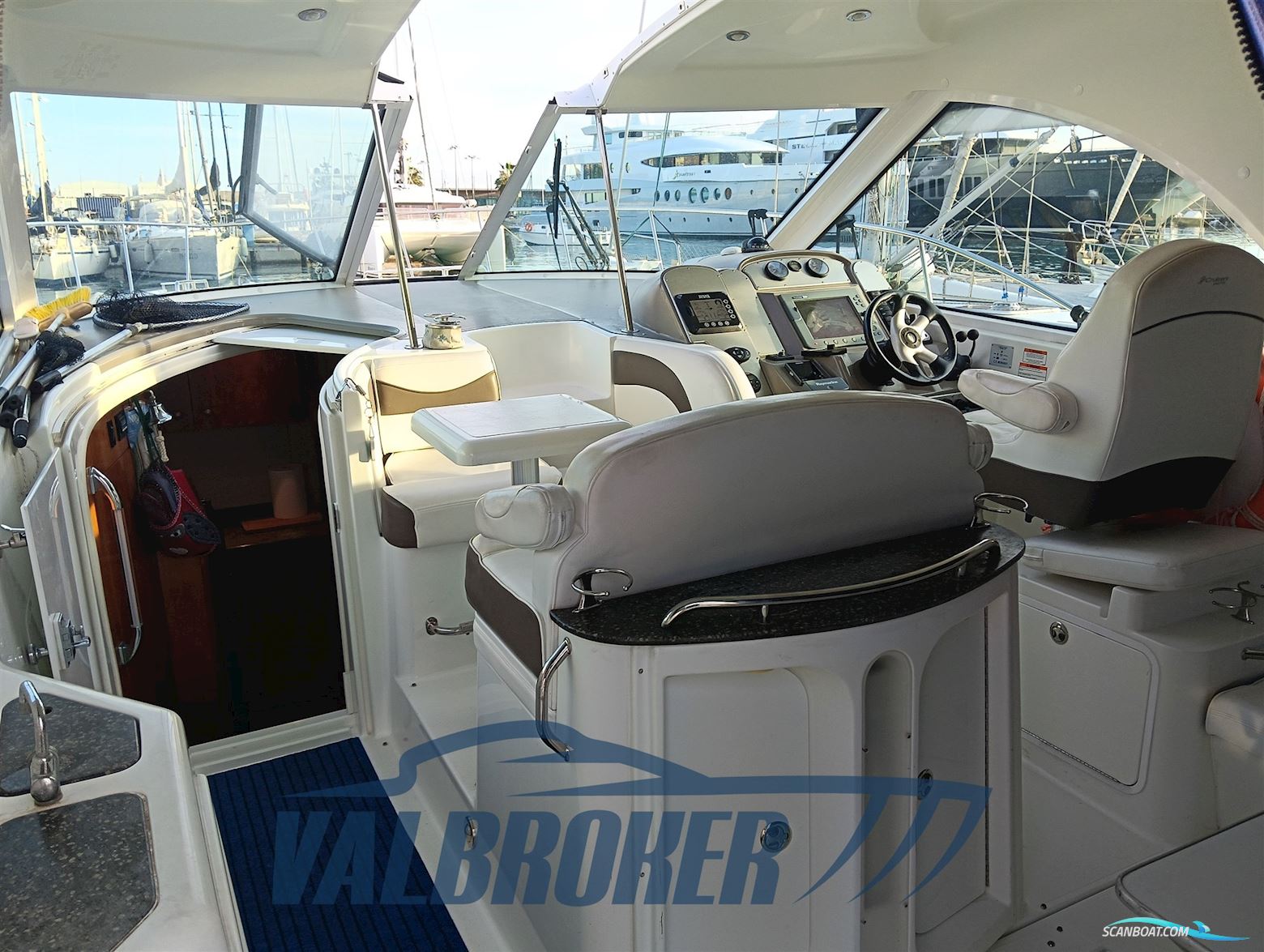 Cruisers Yachts 390 SC