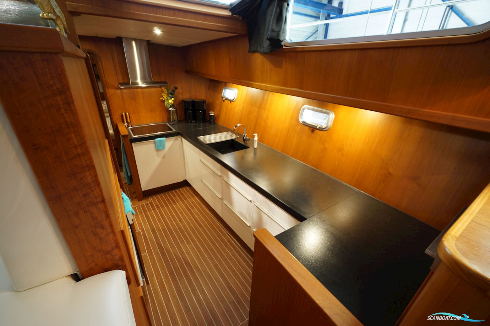 Custen Kruiser 18.00 VS