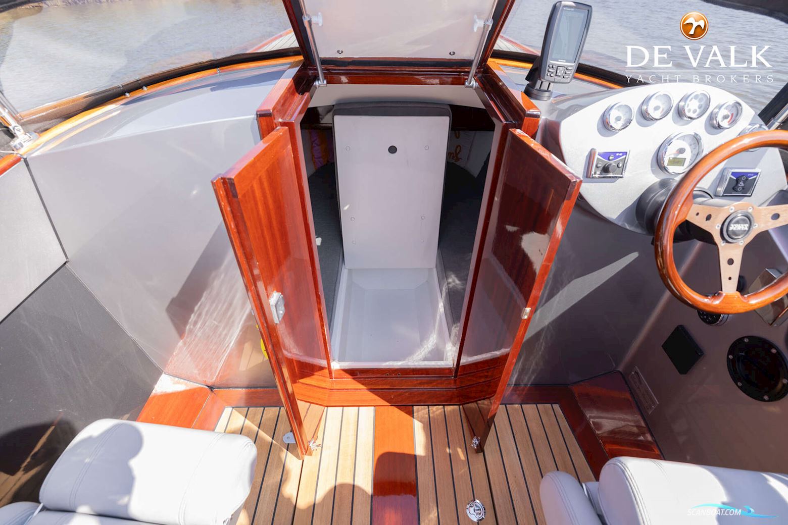 CUSTOM Aluminium Cruiser