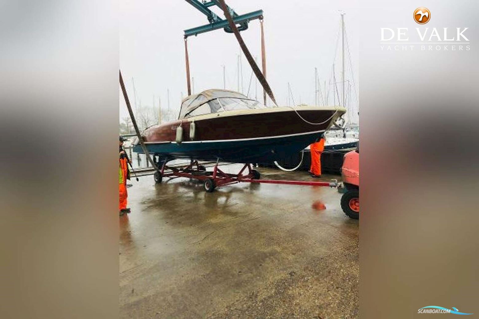 Custom Built Grp Daycruiser 9M