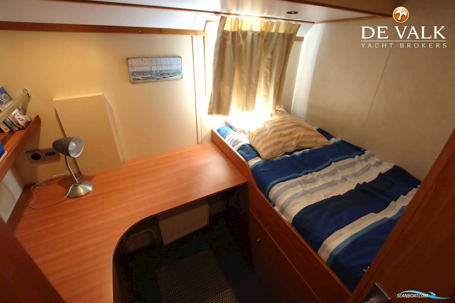 Custom Explorer Trawler 1800