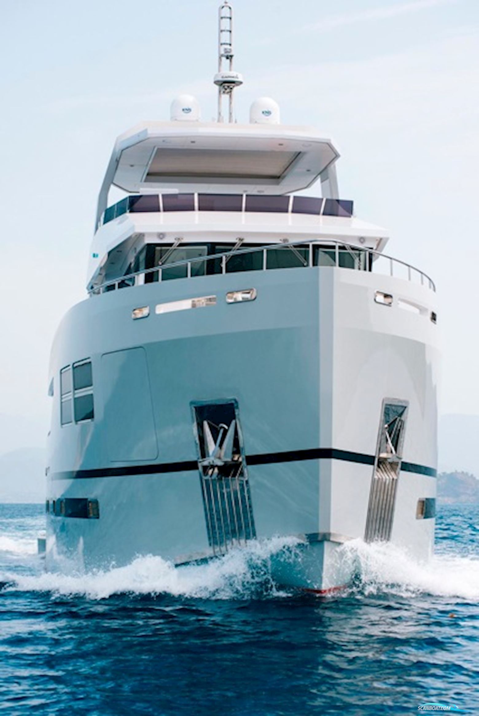 Custom Line Arkin Pruva