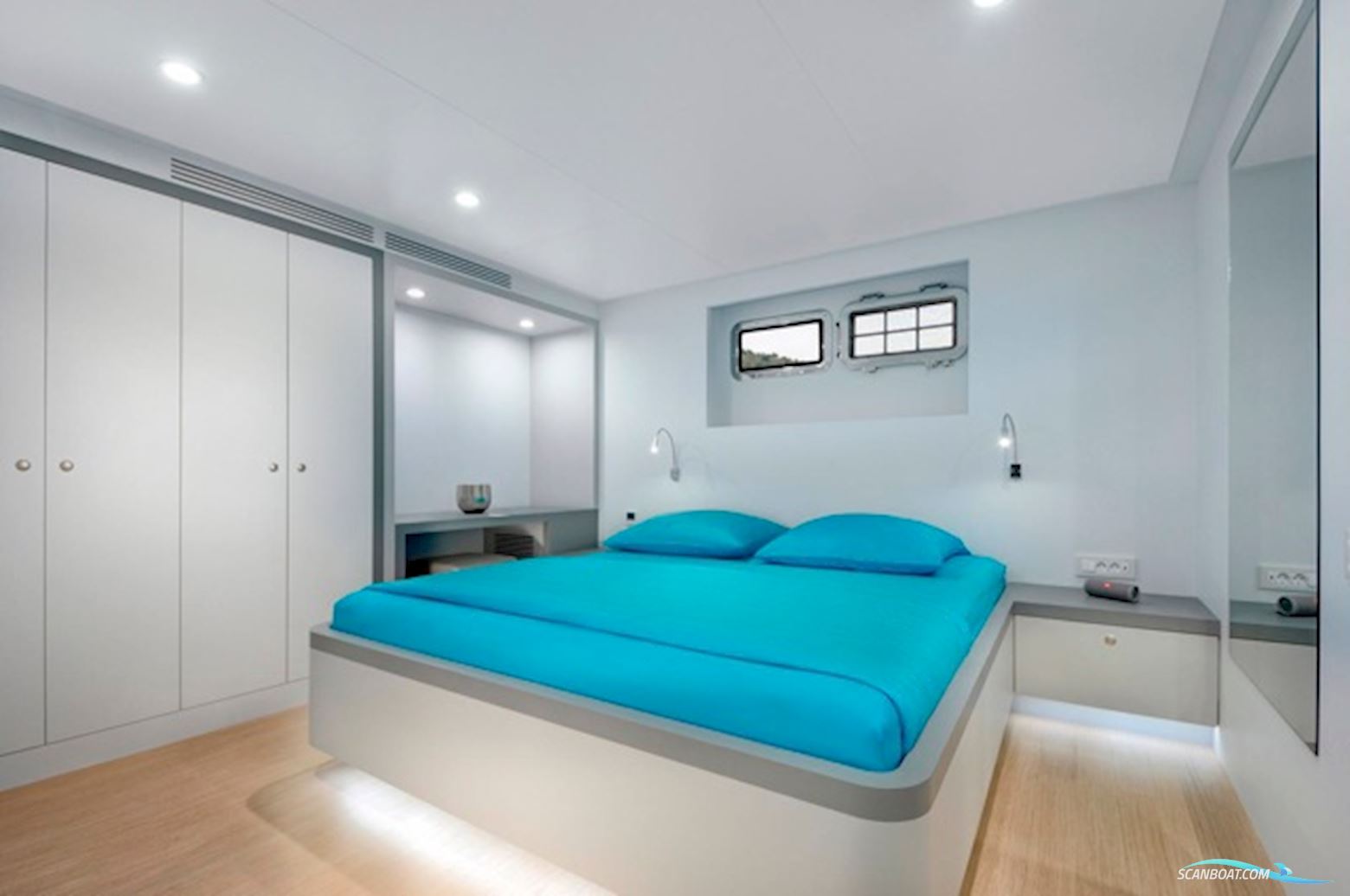 Custom Line Arkin Pruva