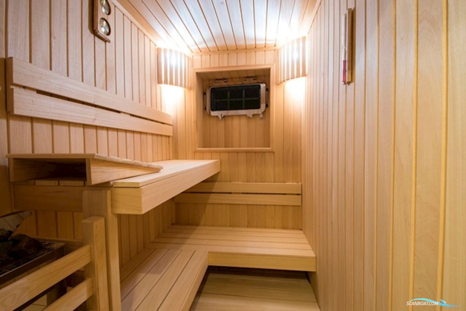 Custom Line Arkin Pruva