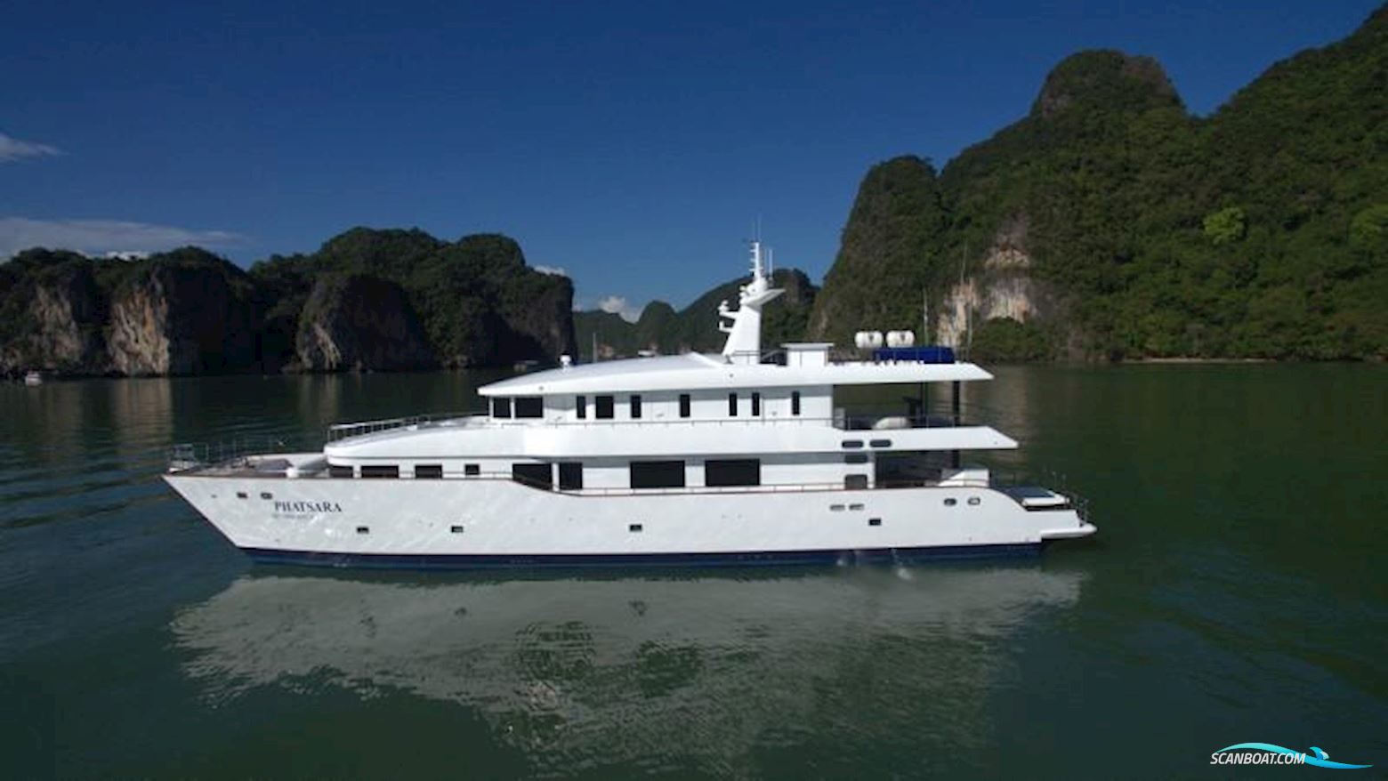 Custom Power Catamaran 37M