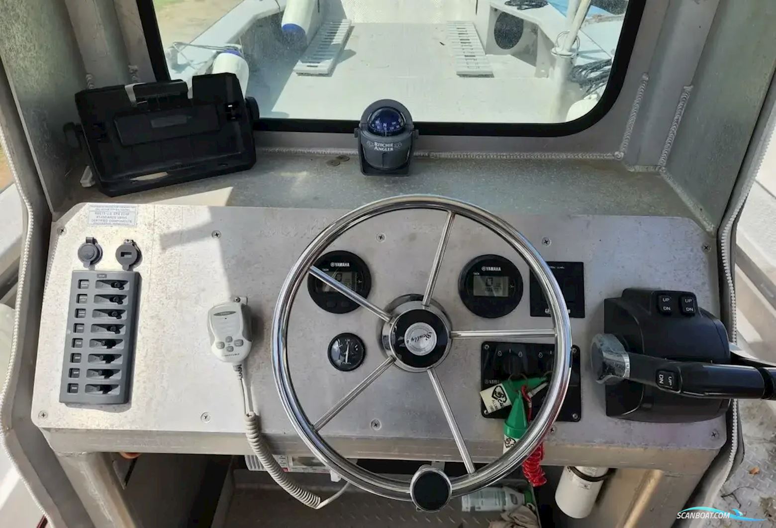 Custom Scully’s Aluminum Boats Inc. Model: 3612LC2