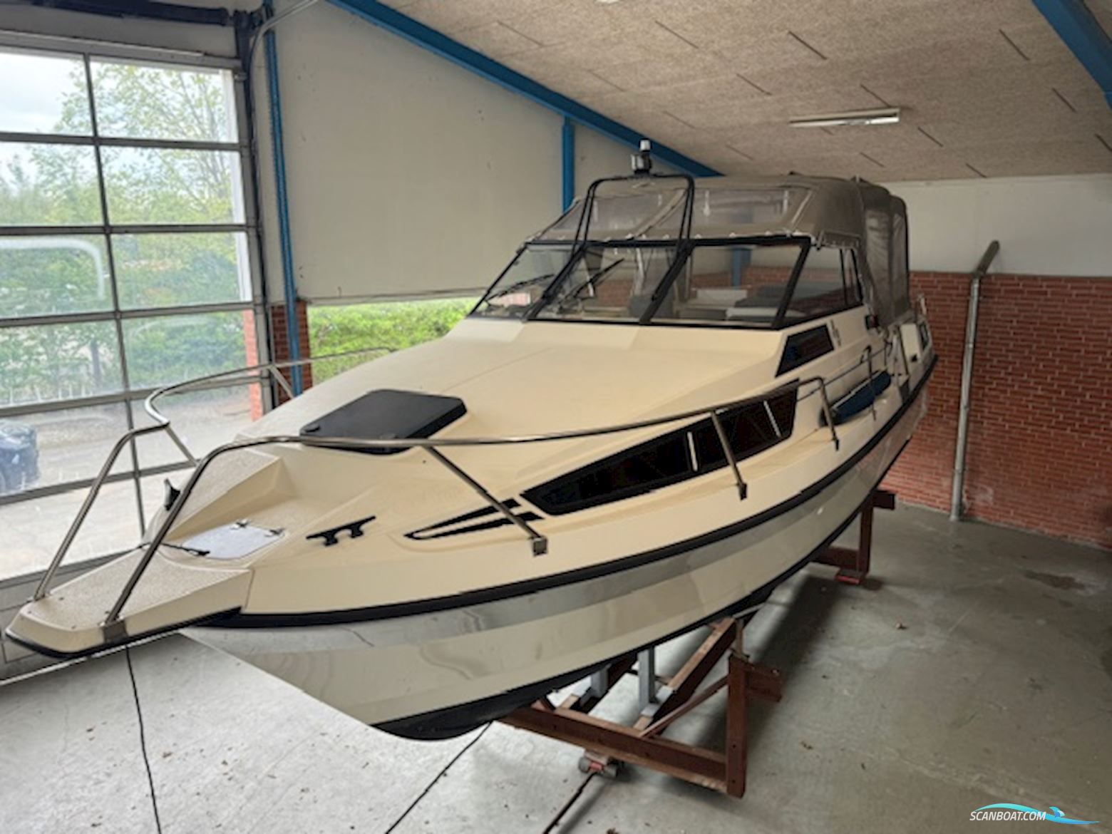 Dacapo 9000 AC ( Ferieklar ) Motorboten 1989, met 4 Cyl. Yanmar 140 hk motor, Denemarken
