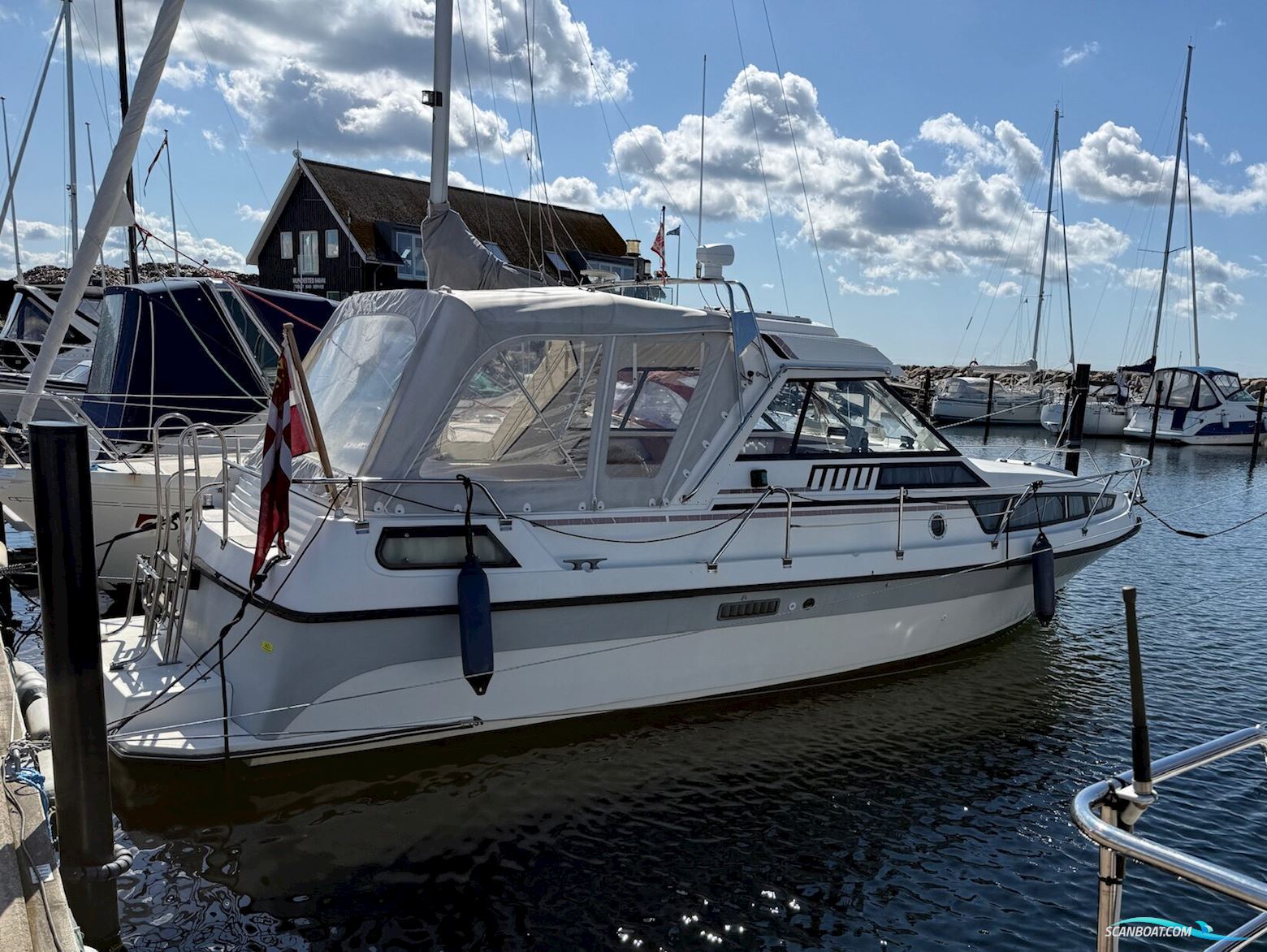 Dacapo 9000 HT Motorboten 1991, met Yanmar4LH Dte motor, Denemarken