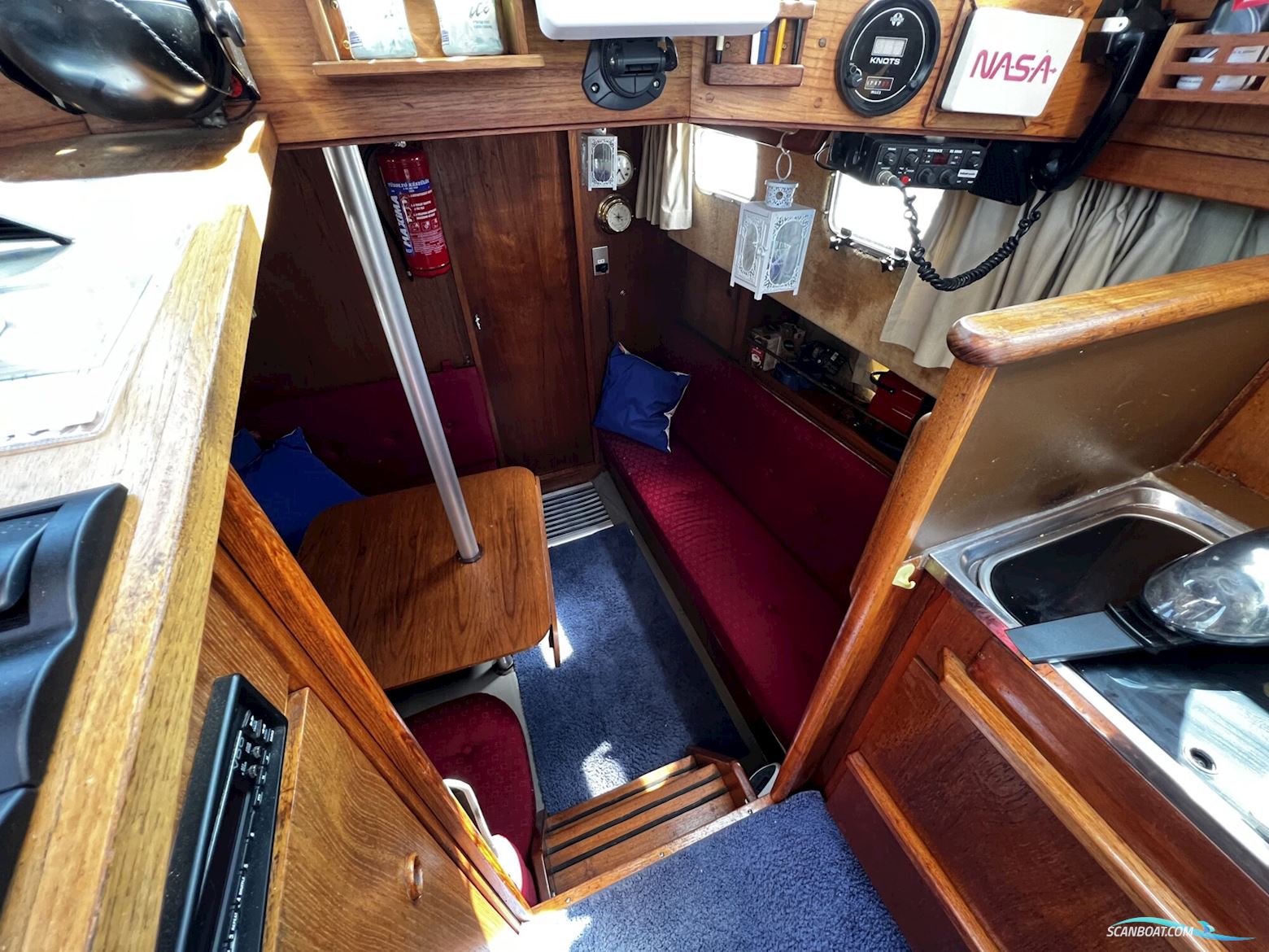 Dart Motorsailor 30