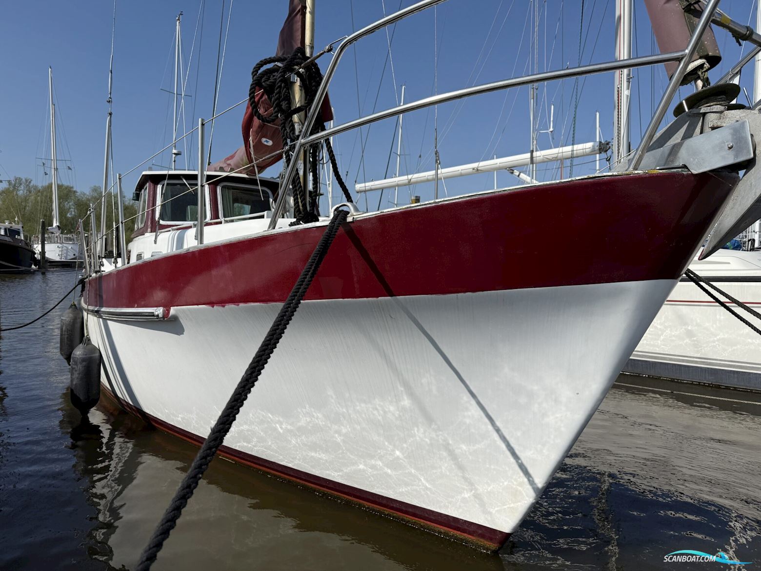 Dart Motorsailor 30