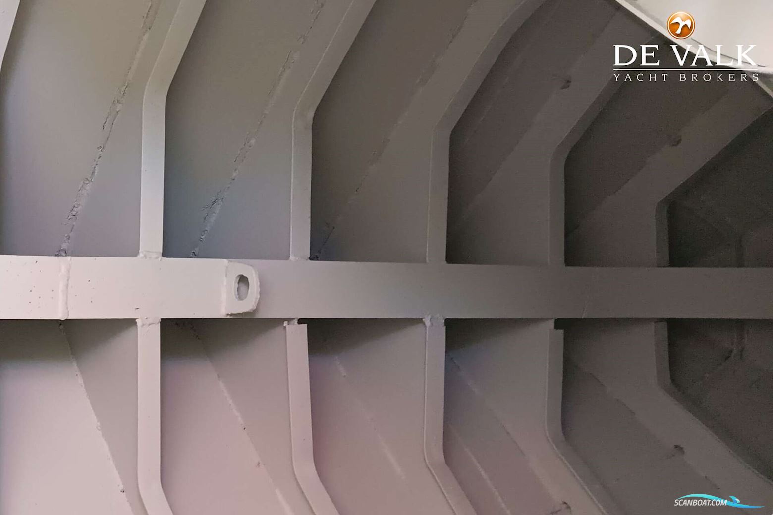 Day Passengers Ship 25 M