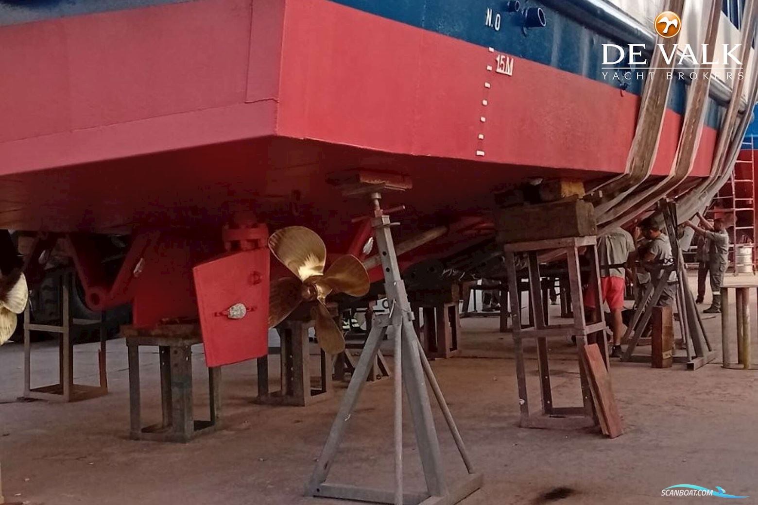 Day Passengers Ship 25 M