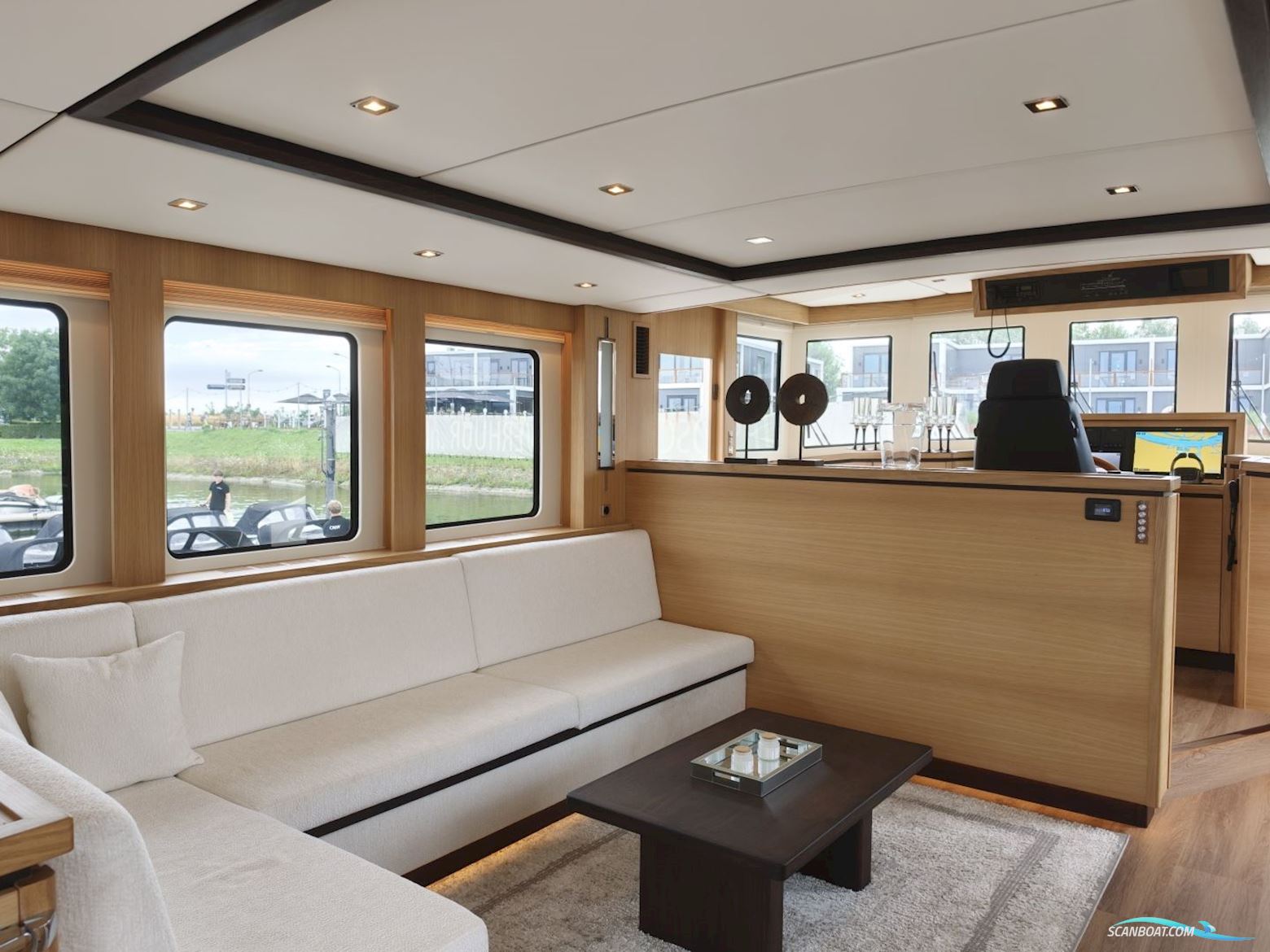 De Alm Grand Voyager 65