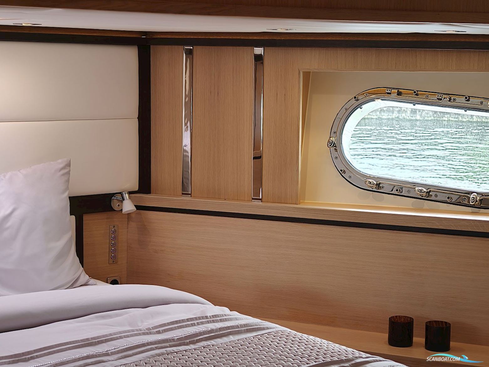 De Alm Grand Voyager 65