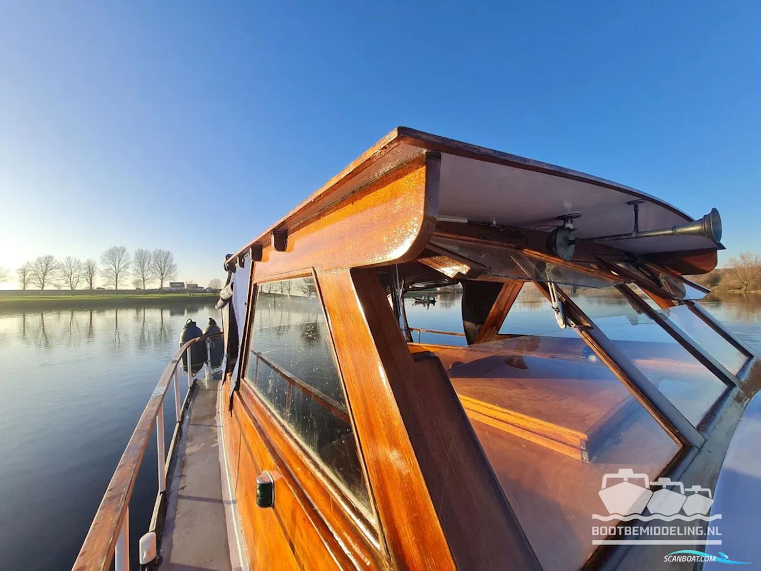 De Vries Lentsch 10.50 OK/AK