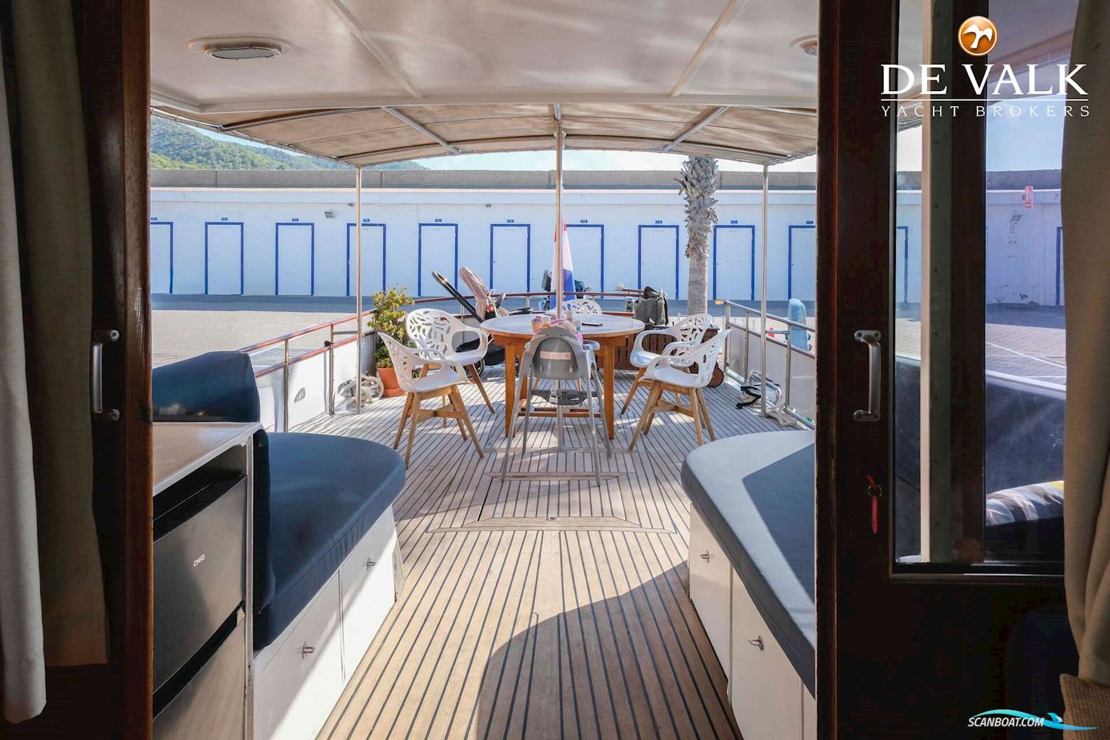 De Vries Lentsch 22M