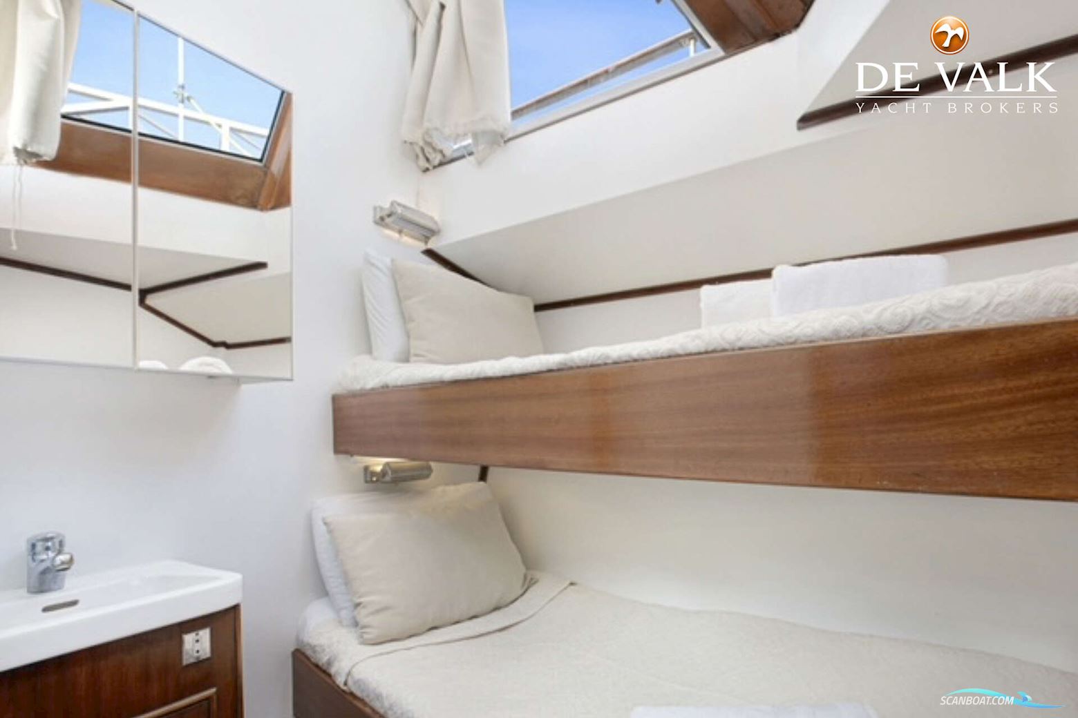 De Vries Lentsch 22M