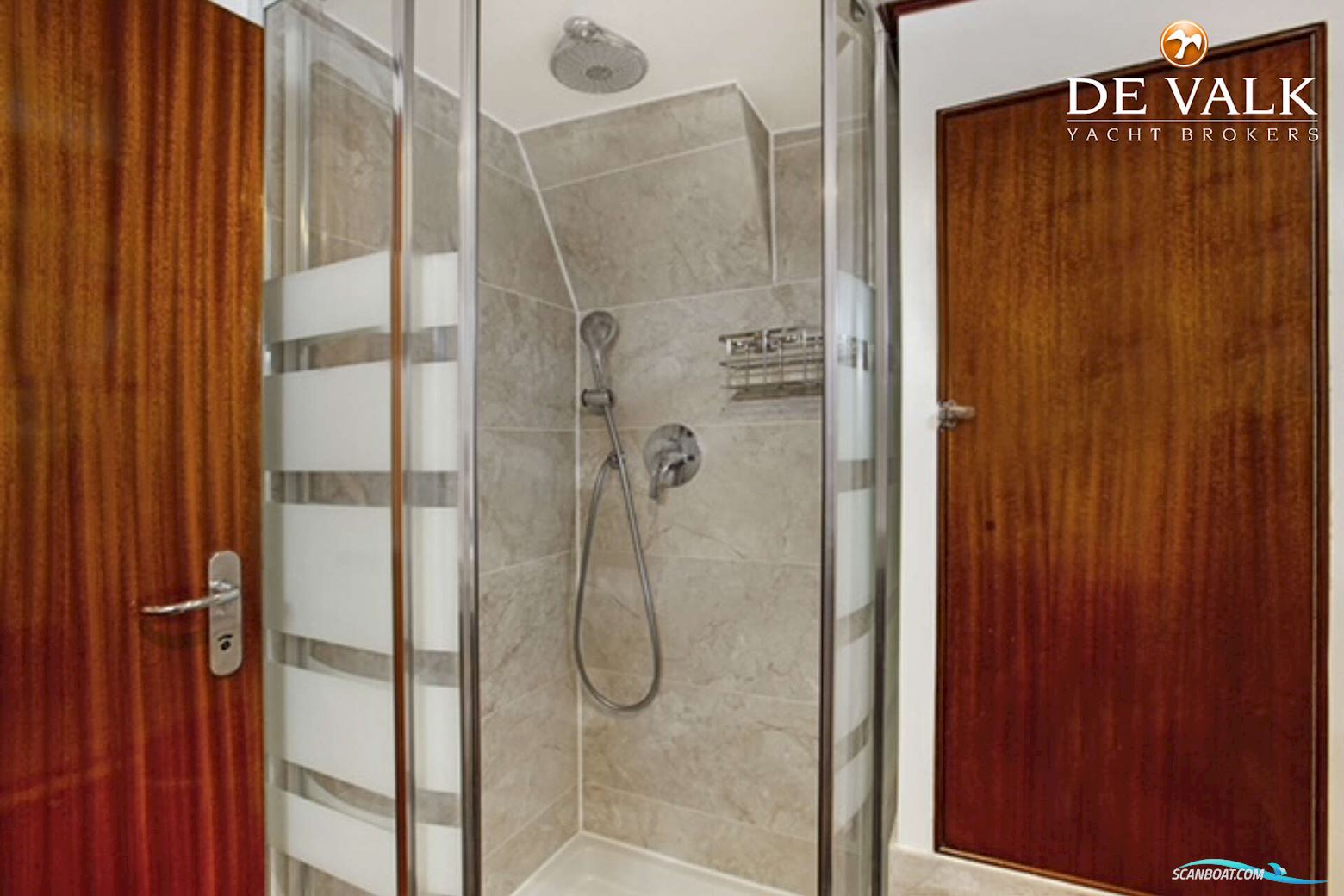 De Vries Lentsch 22M