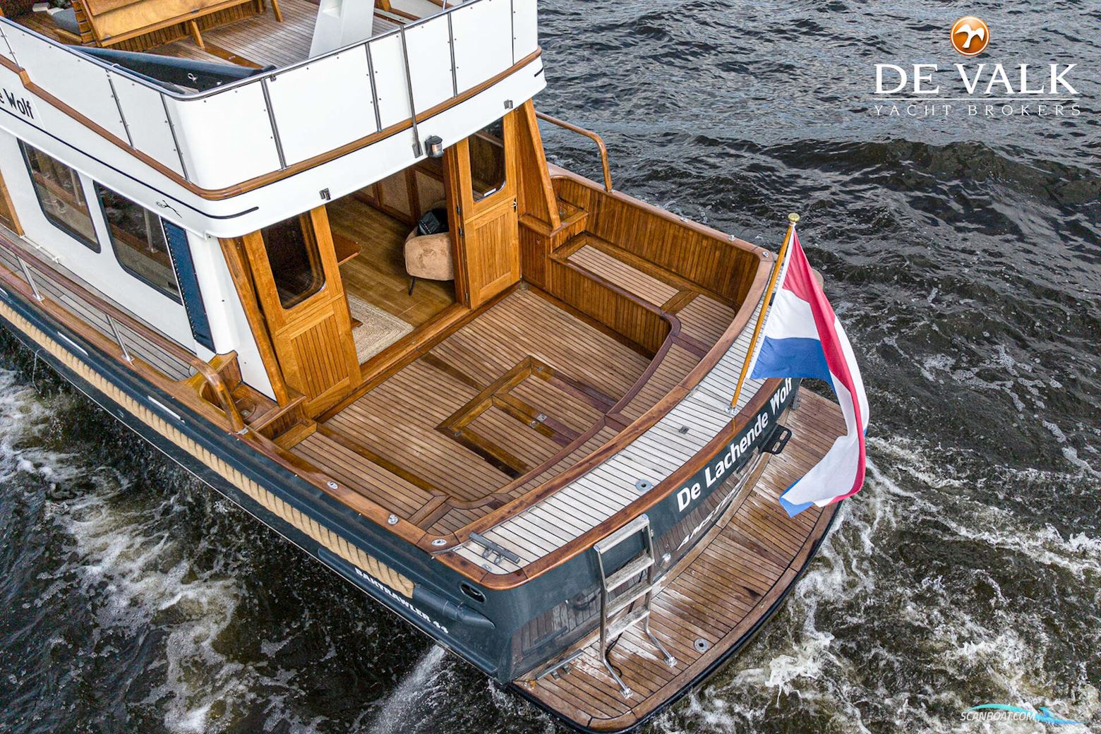 De Vries Lentsch 44 Sedan