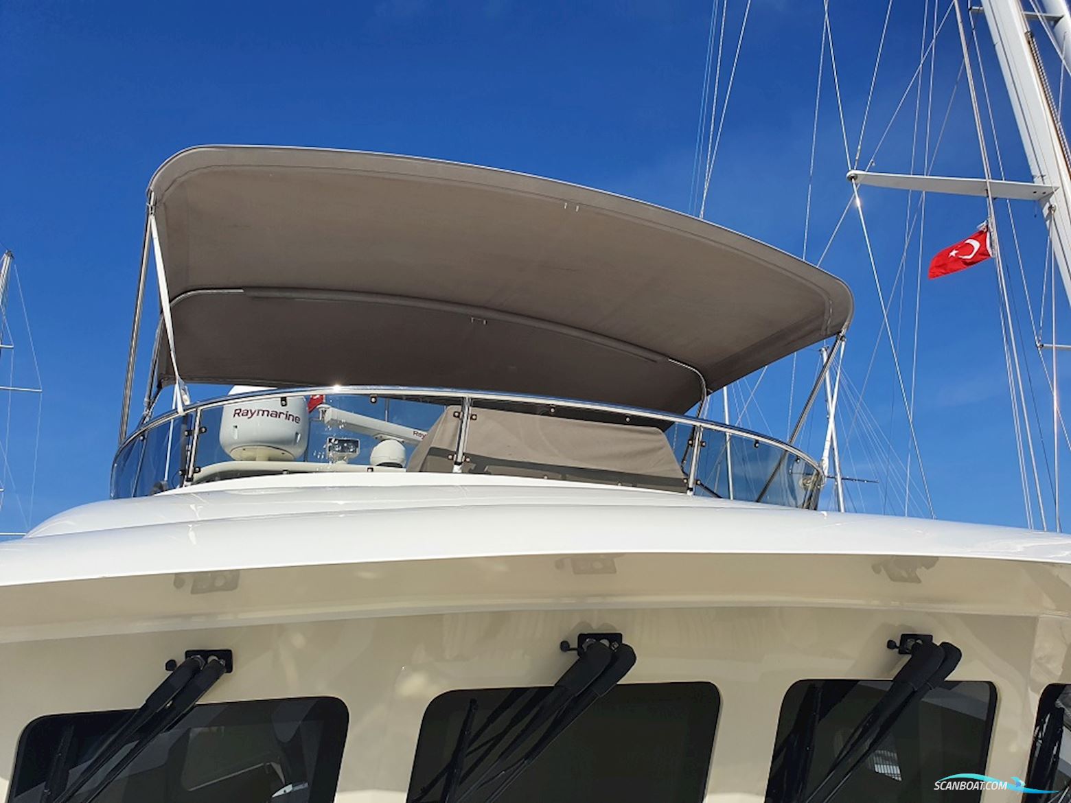 Delfino 60