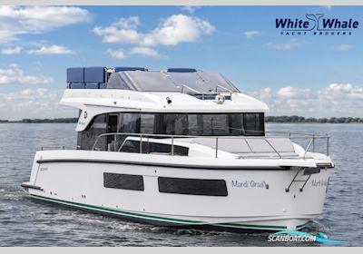 Delphia 11 Flylounge Motorboten 2022, met Yanmar motor, United Kingdom