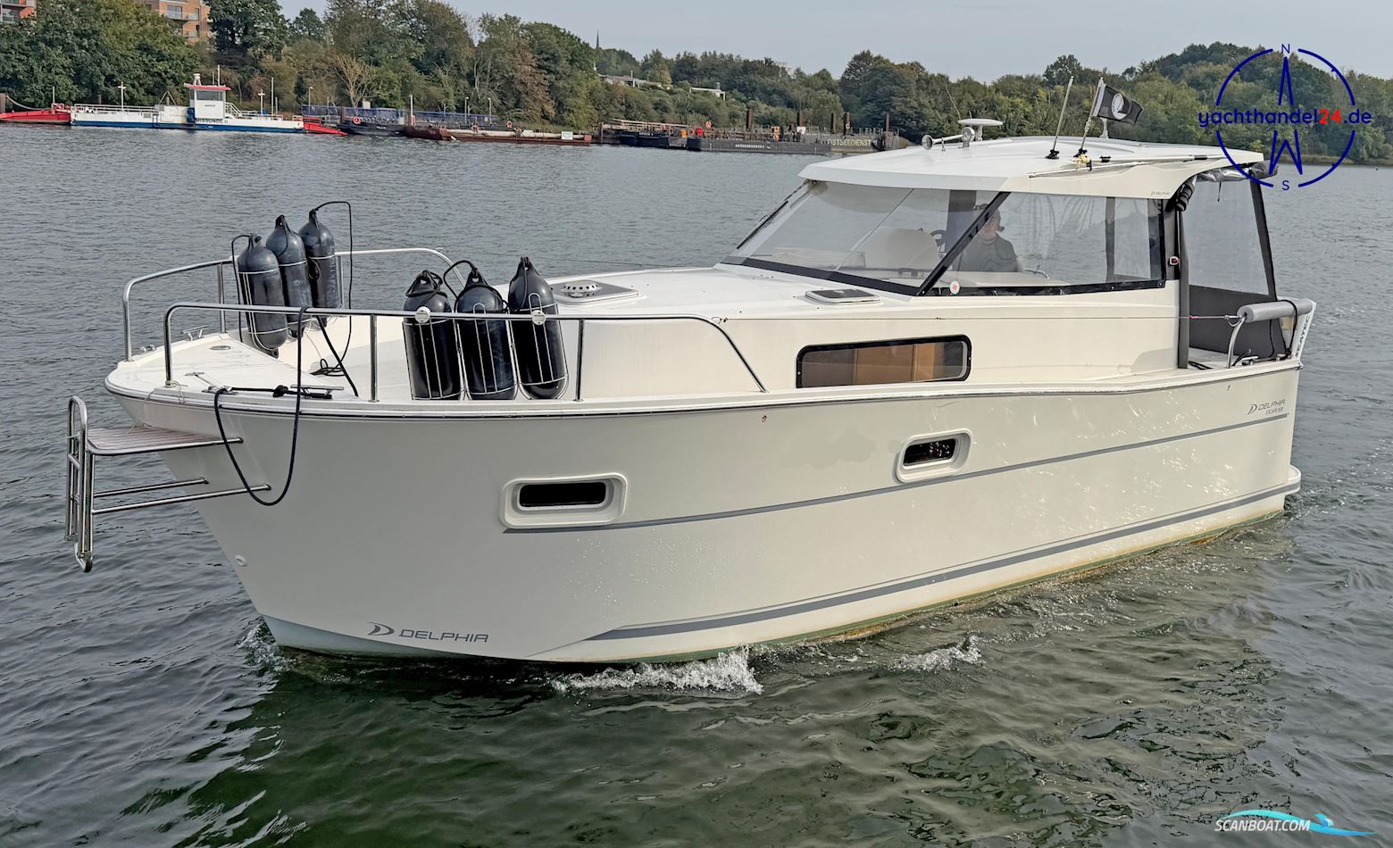 Delphia 800 Escape