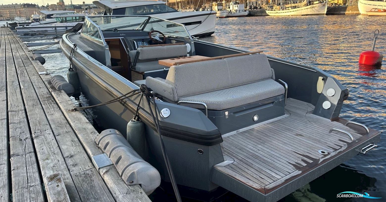 Delta 26 Open