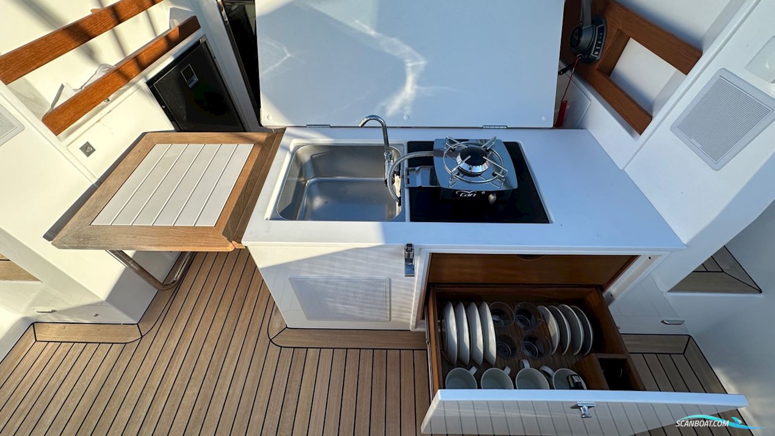 Delta 26 Open