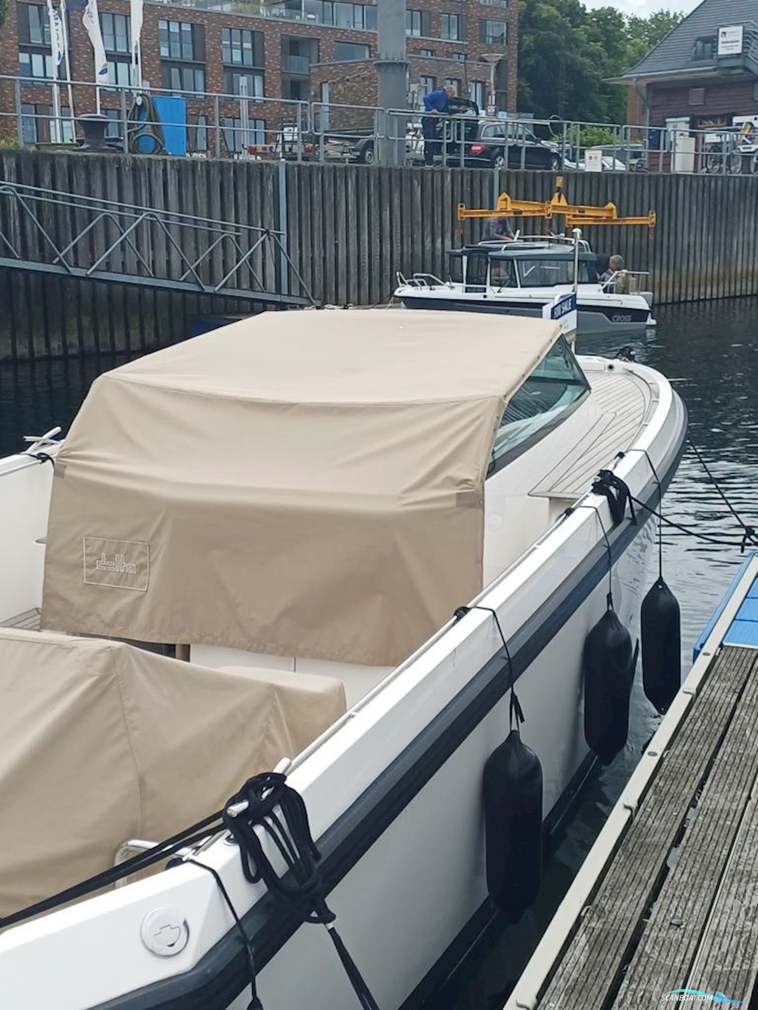 Delta 26 Open
