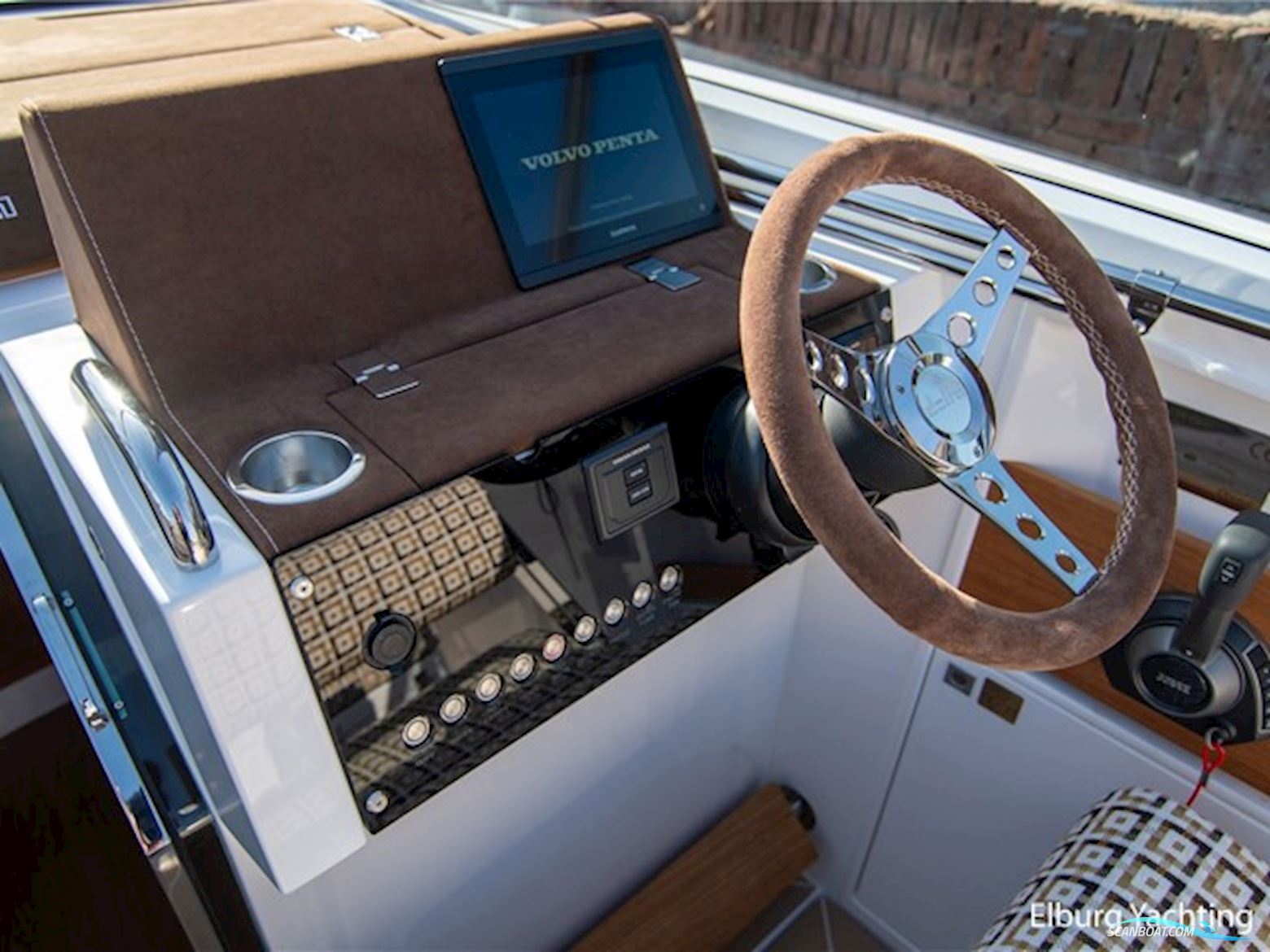 Delta 26