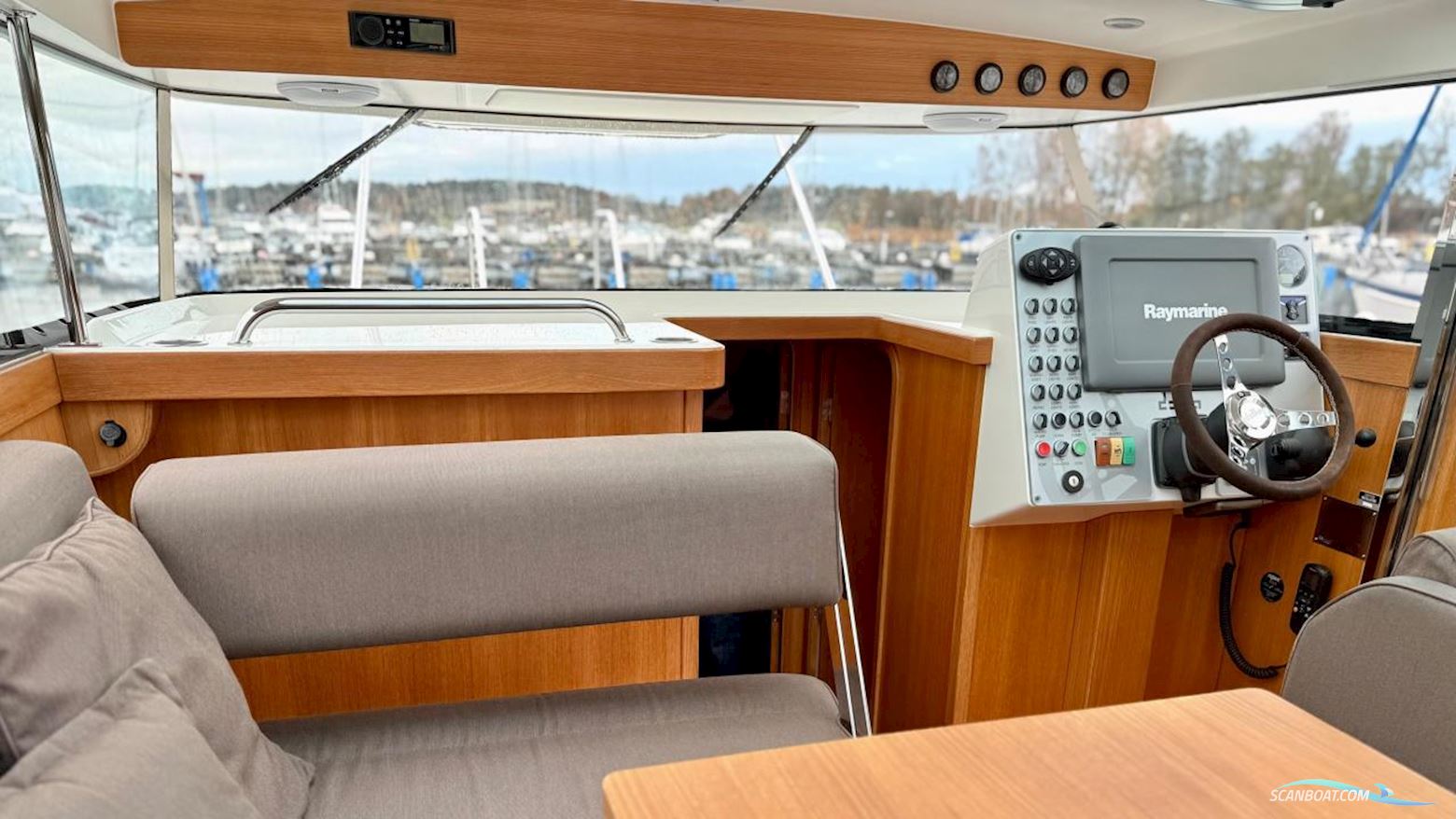 Delta 34 SW