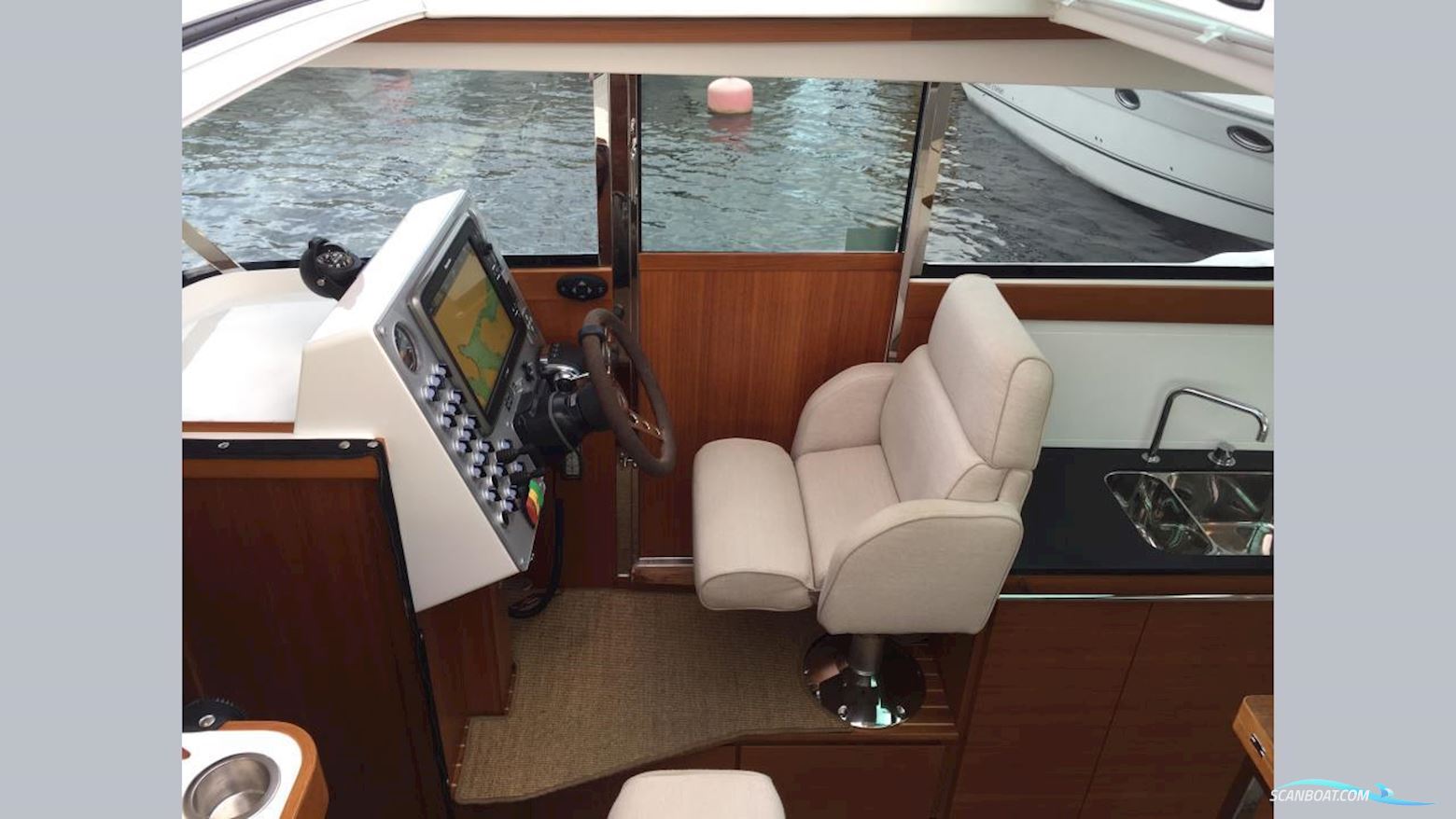 Delta 34 SW