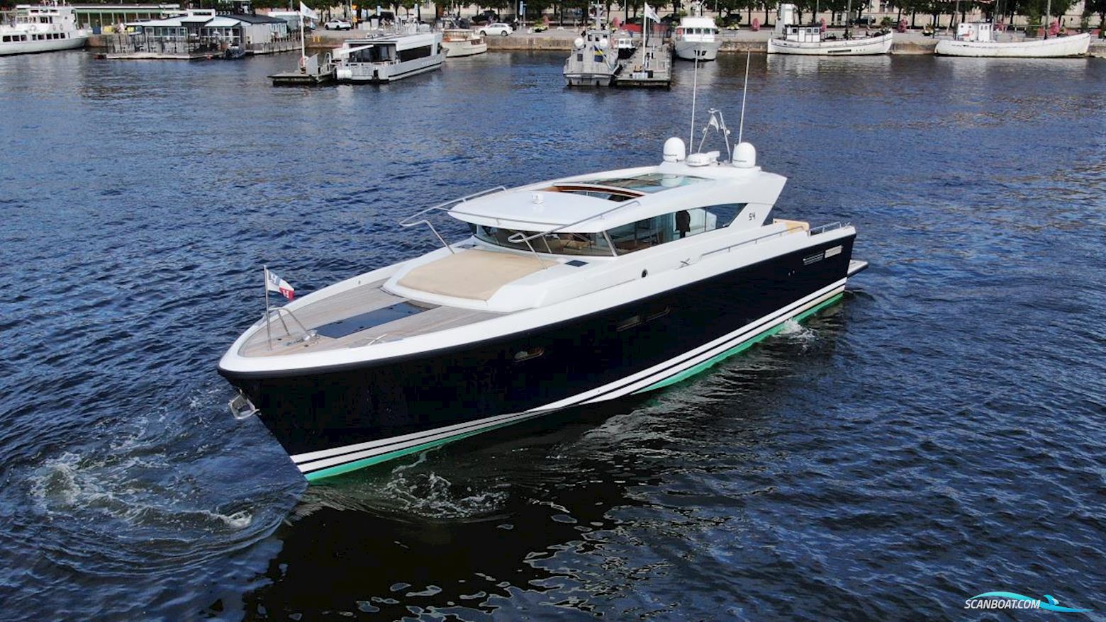 Delta 54 IPS Motorboten 2011, met 3 x Volvo Penta motor, Sweden
