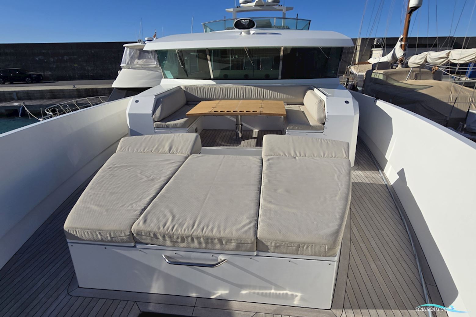 Delta Powerboats 88 Carbon