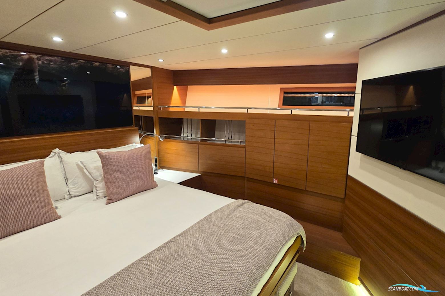 Delta Powerboats 88 Carbon