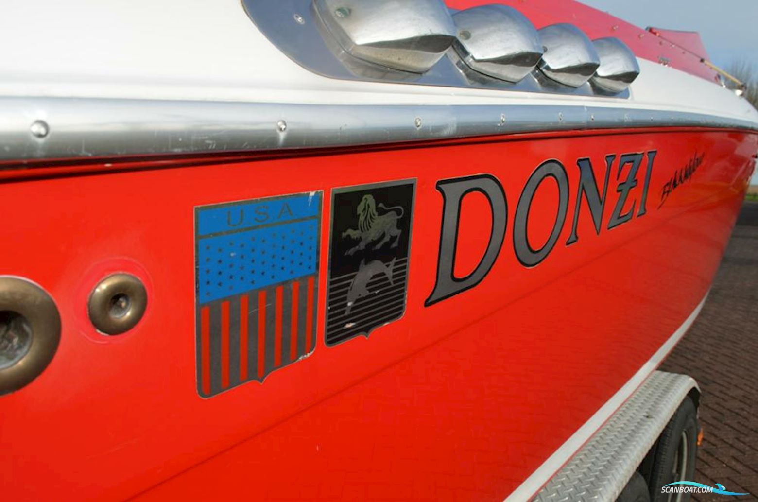 Donzi 30 "Black Widow"